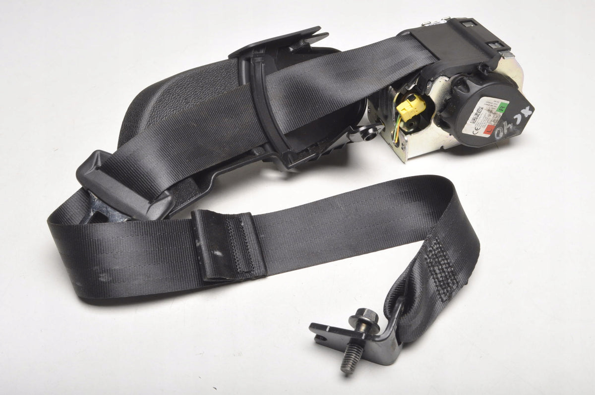 VOLVO XC40 II SEAT BELT LEFT REAR 2 ROW 31462131