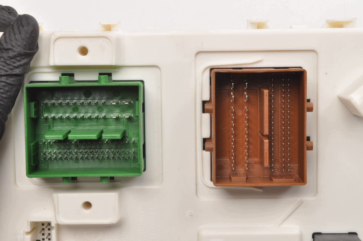 VOLVO XC40 MODULE RELAY COMFORT MODULE 32268108