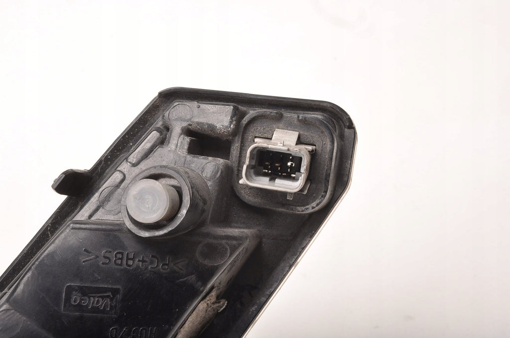 VOLVO XC60 AND DAYTIME RUNNING LAMP RIGHT 89052027