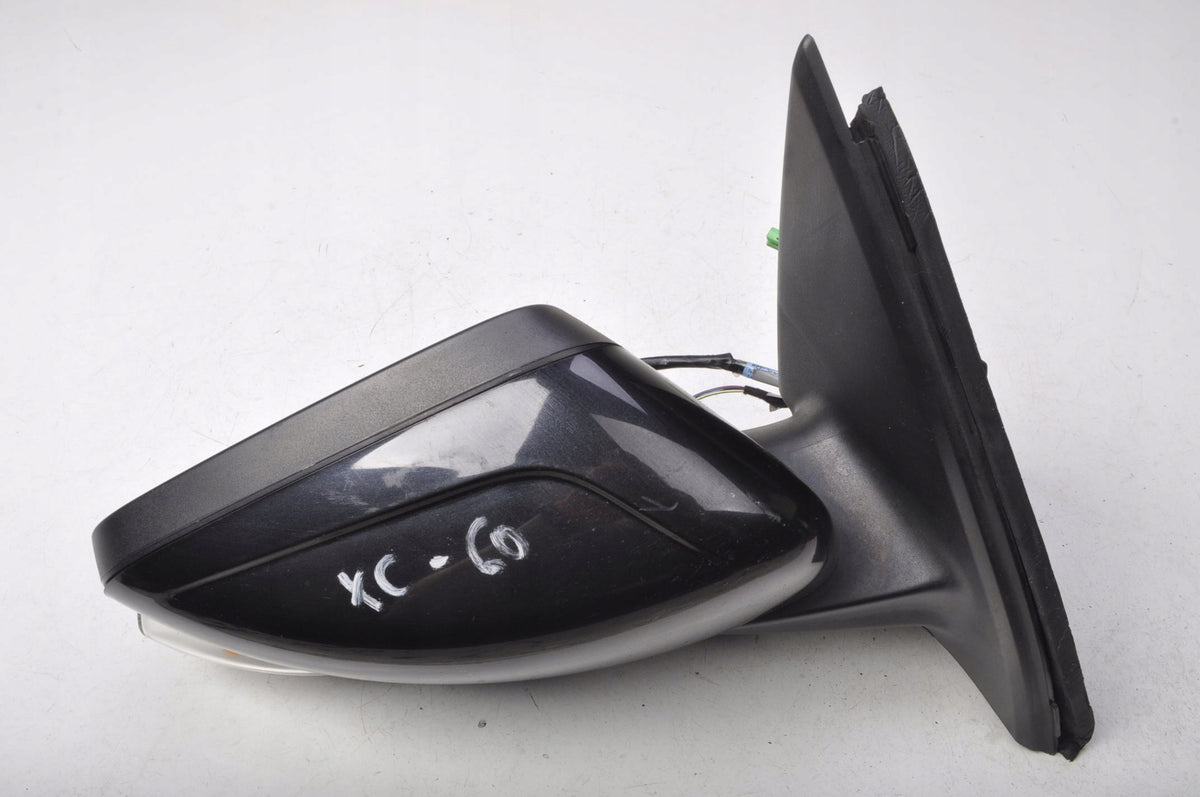VOLVO XC60 AND MIRROR RIGHT 3PIN+12PIN+2PIN CAMERA