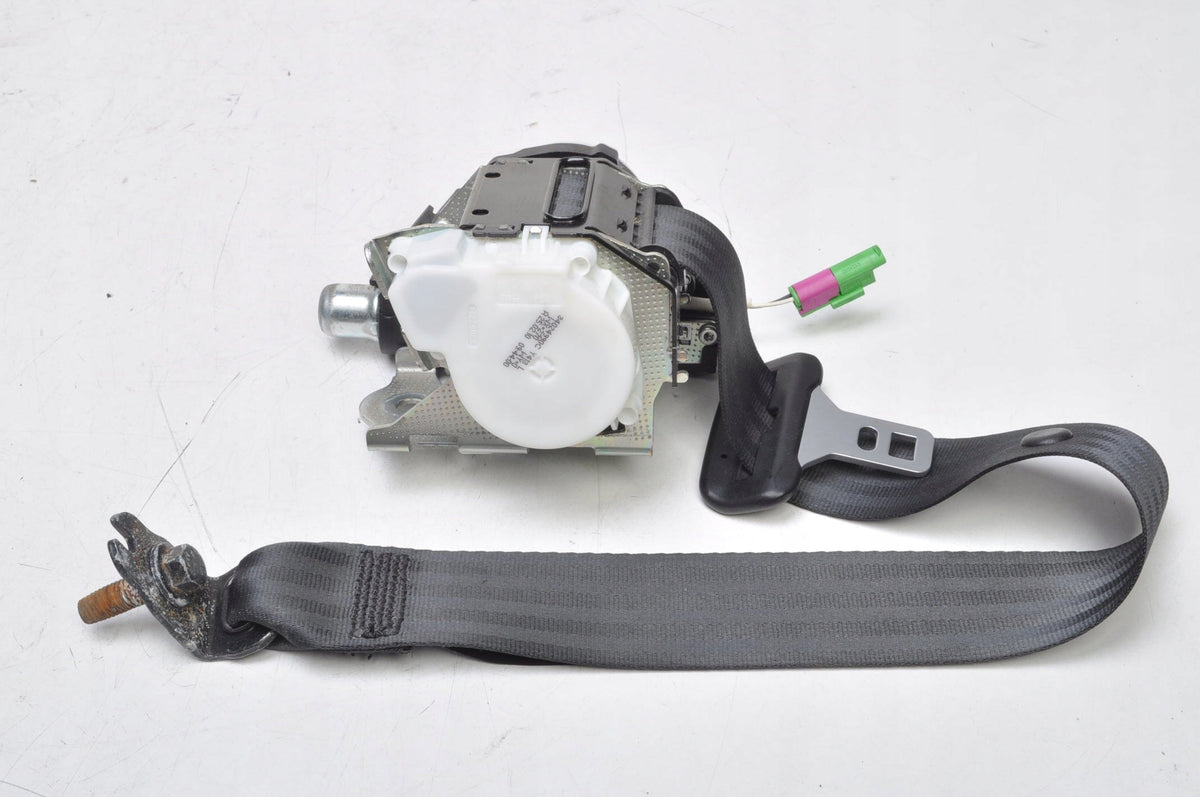 VOLVO XC60 AND SEAT BELT LEFT REAR 2 ROW 39801840
