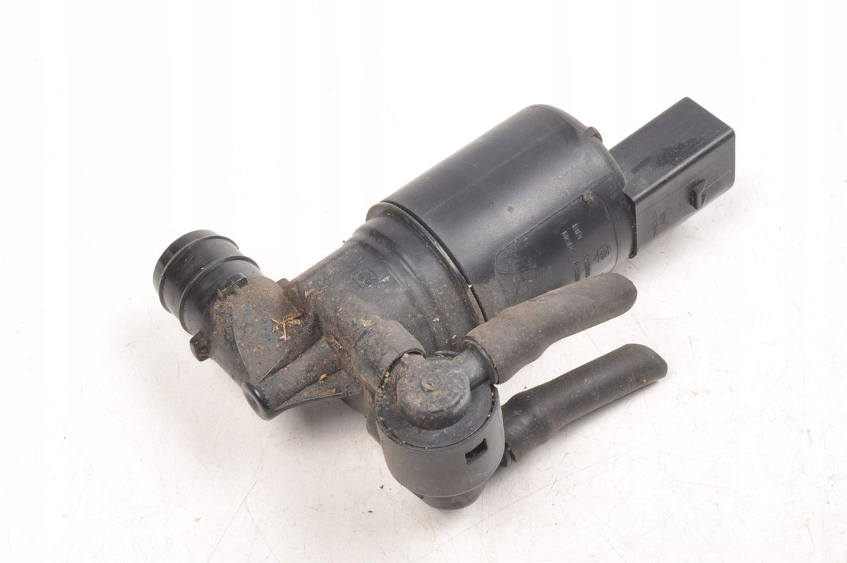 VOLVO XC60 II 31457428 ENGINE WASHER PUMP