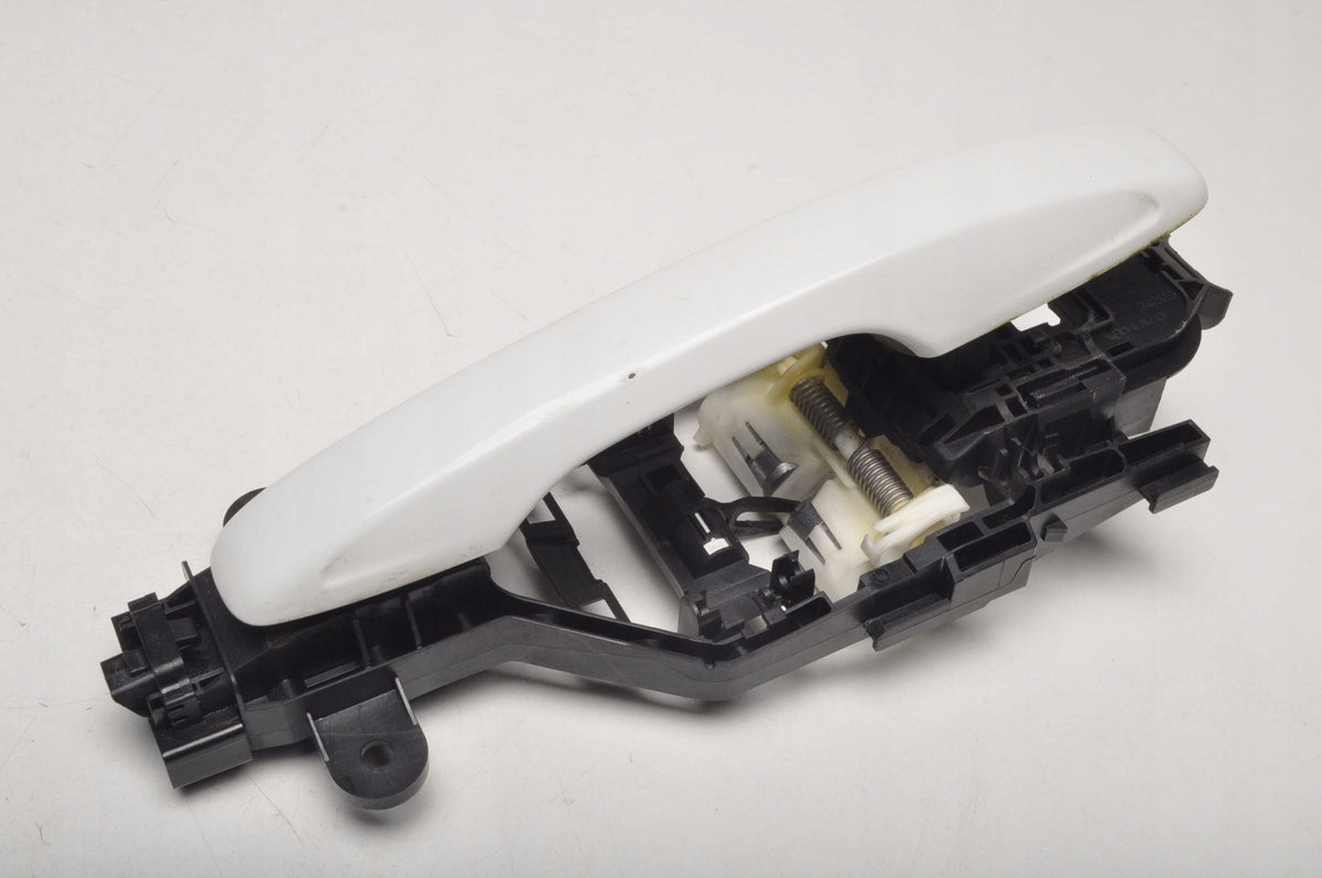VOLVO XC60 II DOOR HANDLE EXTERIOR LEFT REAR