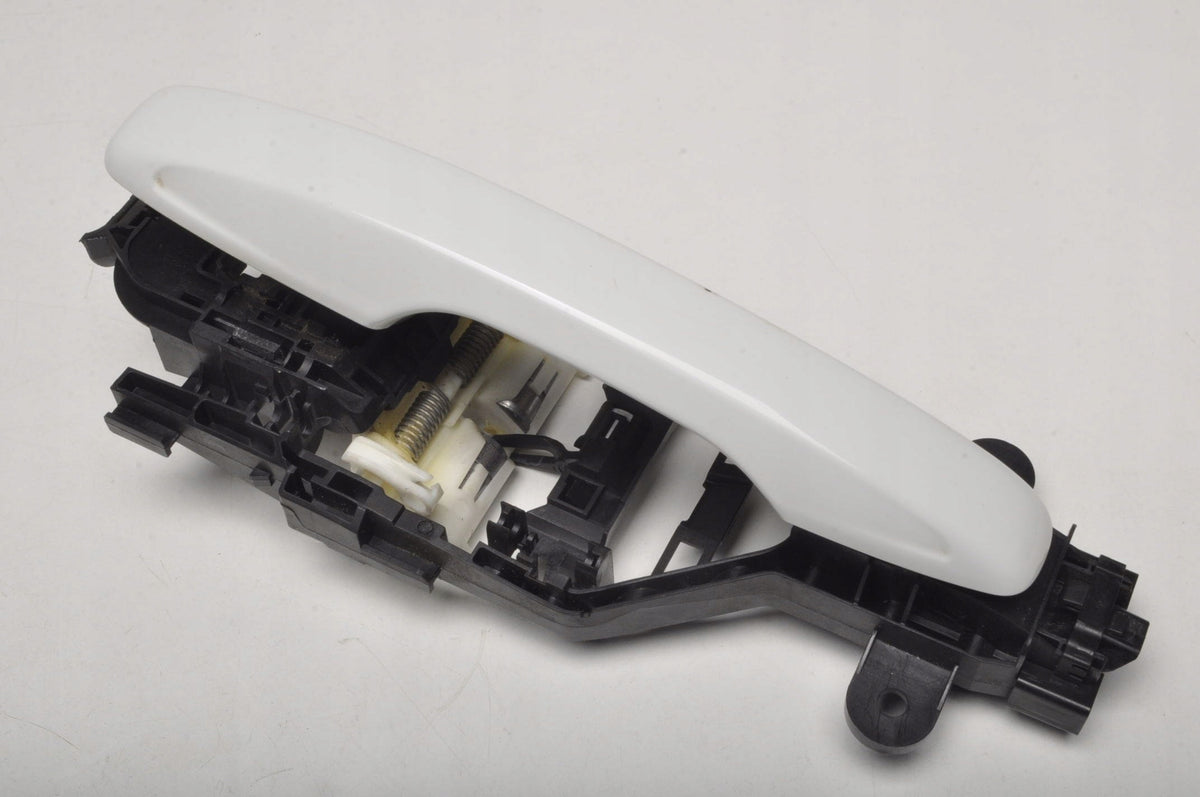 VOLVO XC60 II DOOR HANDLE EXTERIOR LEFT REAR