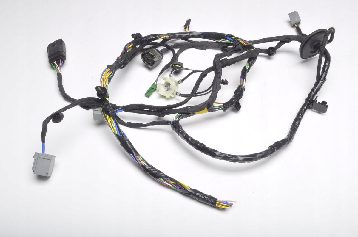 VOLVO XC60 II ELECTRICAL HARNESS WITH TRUNK PNEUMATIC CONTROL