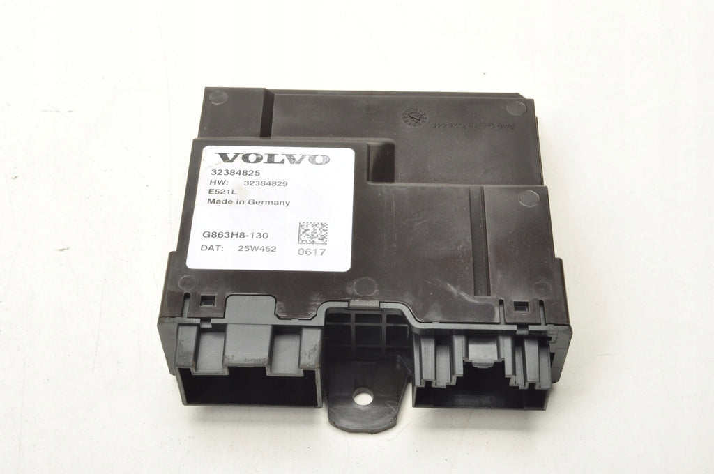VOLVO XC60 II LUGGAGE COMPARTMENT FLAP CONTROLLER MODULE 2026 32384825