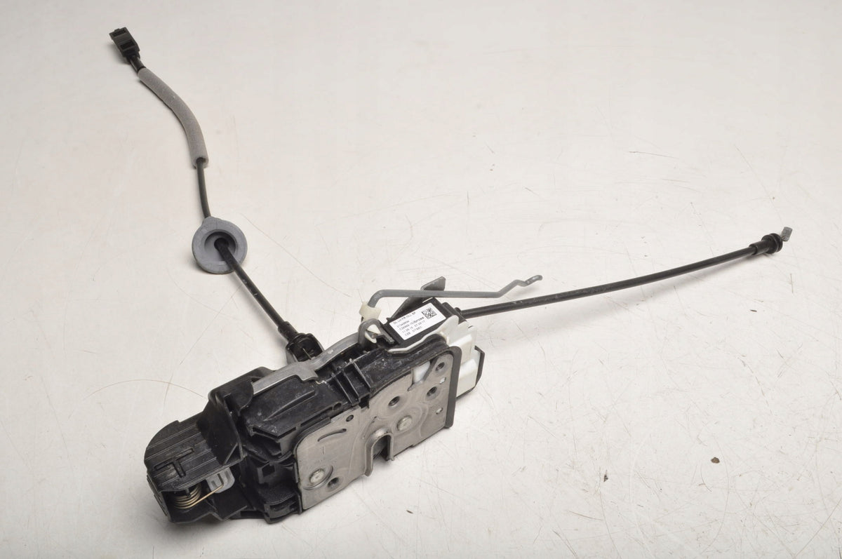 VOLVO XC90 II DOOR LOCK LEFT FRONT 31349894