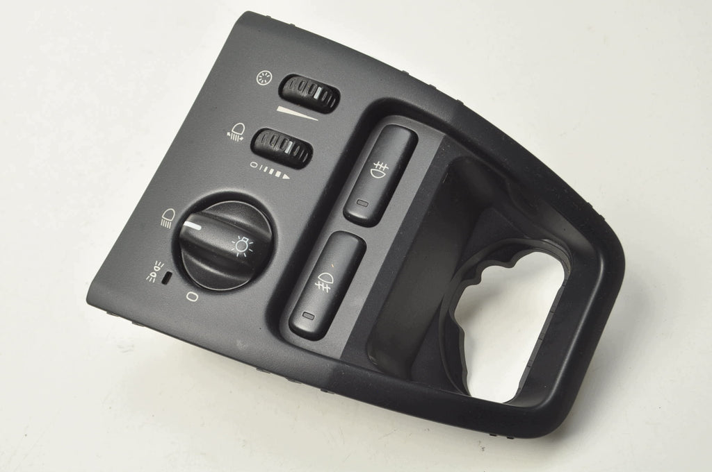 VOLVO XC90 LIFT 30739304 LIGHT SWITCH
