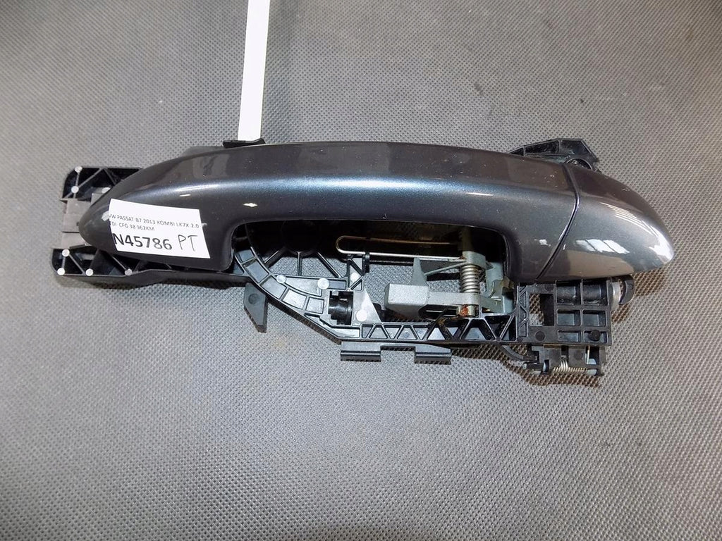 VW PASSAT B7 DOOR HANDLE RIGHT REAR LK7X 3C0837206