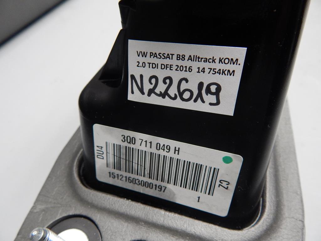 VW PASSAT B8 GEAR SELECTOR 3Q0711049H