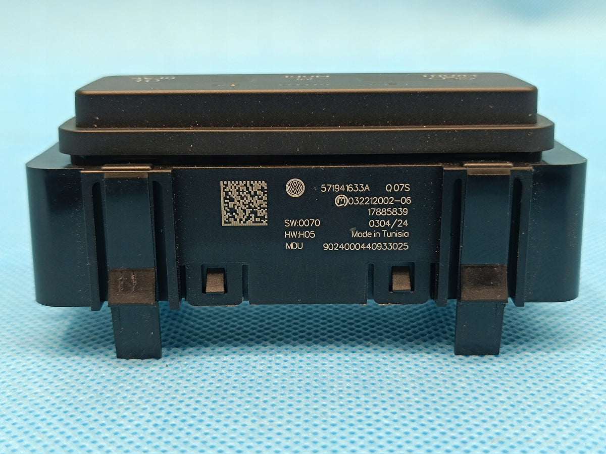 VW PASSAT B9 VARIANT 2.0 TDI 2024 R SWITCH LIGHT SWITCH 571941633A