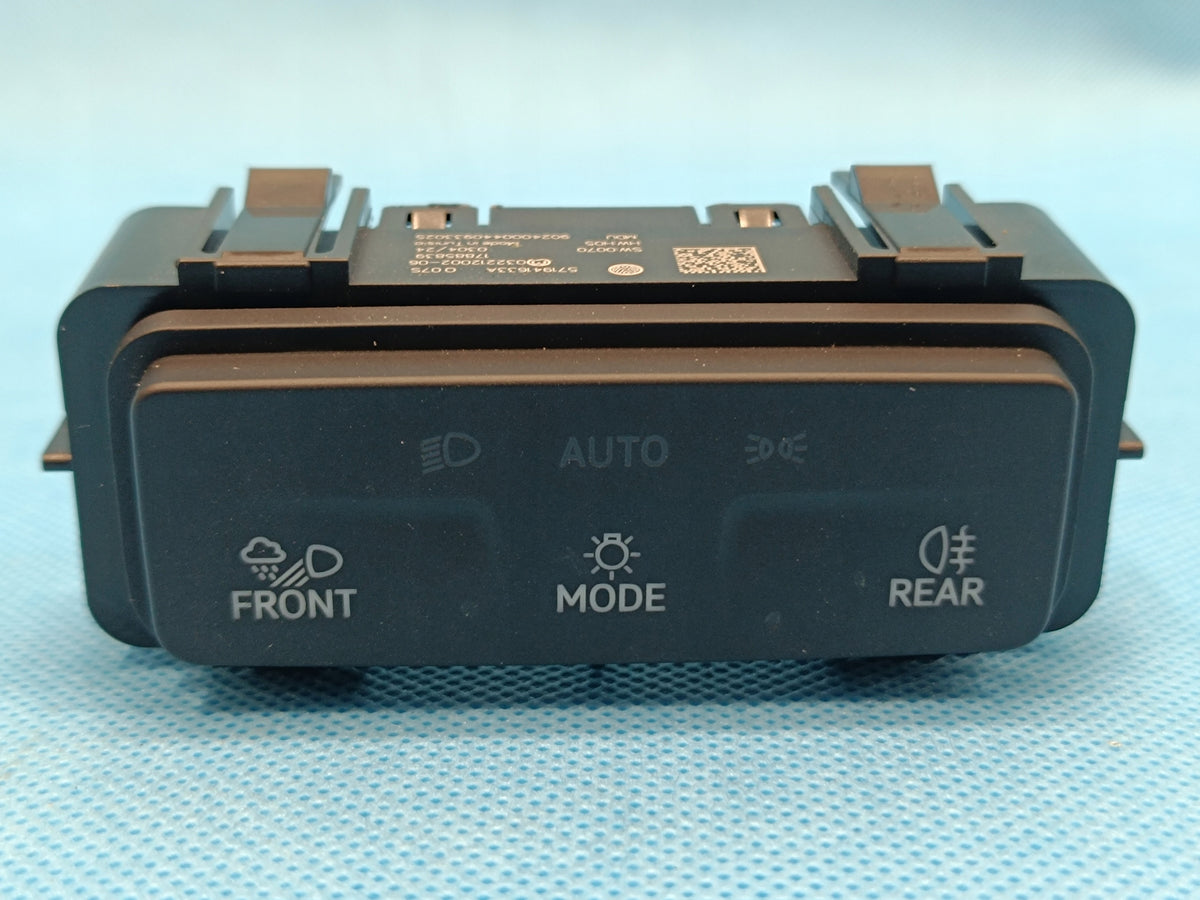 VW PASSAT B9 VARIANT 2.0 TDI 2024 R SWITCH LIGHT SWITCH 571941633A