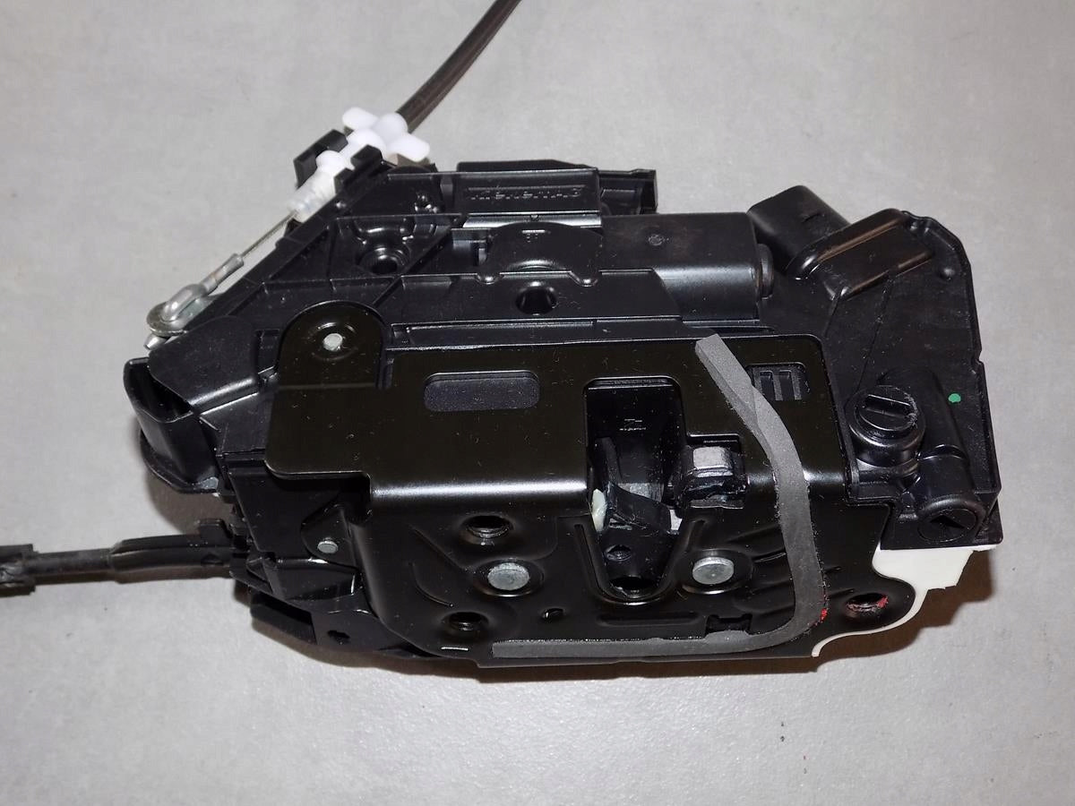 VW PASSAT CC LOCK RIGHT REAR 5N0839016H