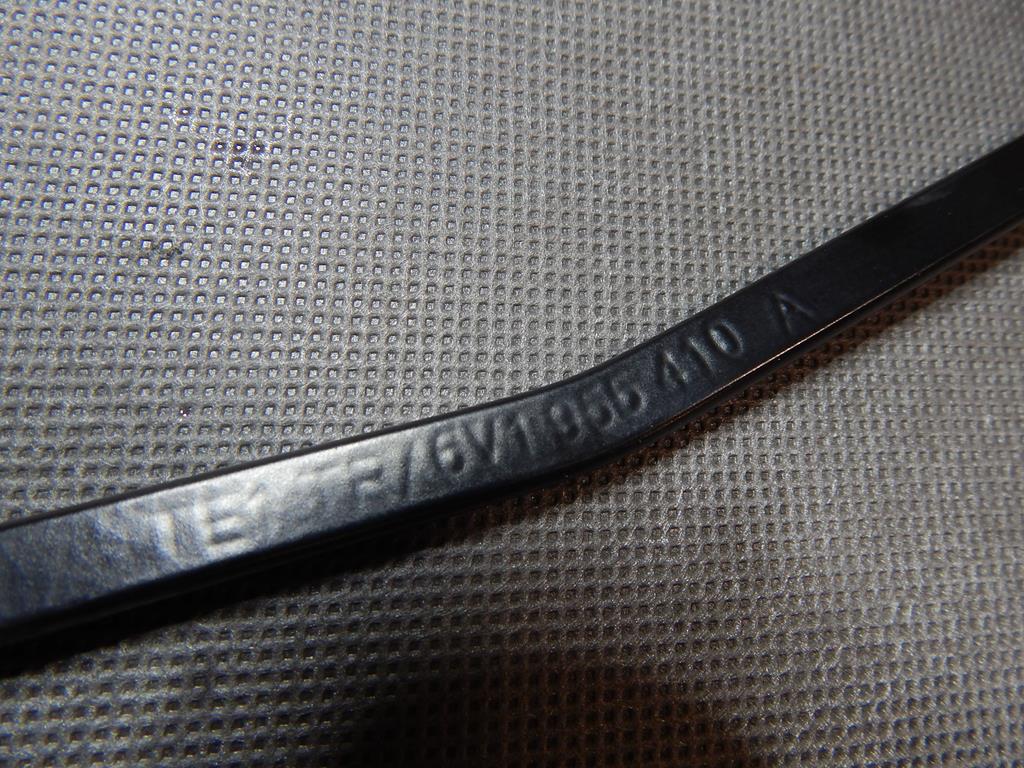 VW POLO 6R WIPER ARM RIGHT 6R1855410A