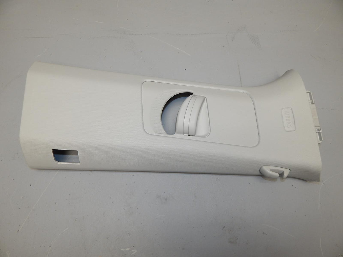 VW SHARAN 7N POST PLATING RIGHT 7N0868312B