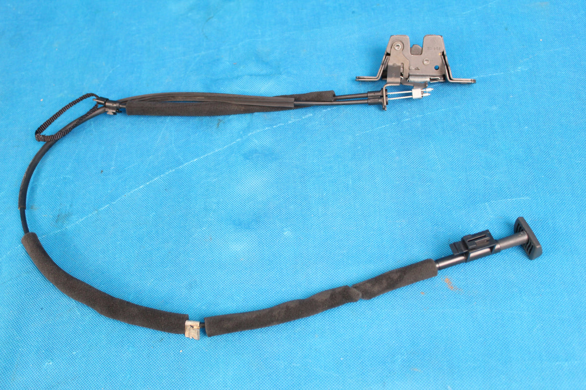 VW T-ROC CONVERTIBLE COUCH LOCK REAR RIGHT 2021R 2GC885682B