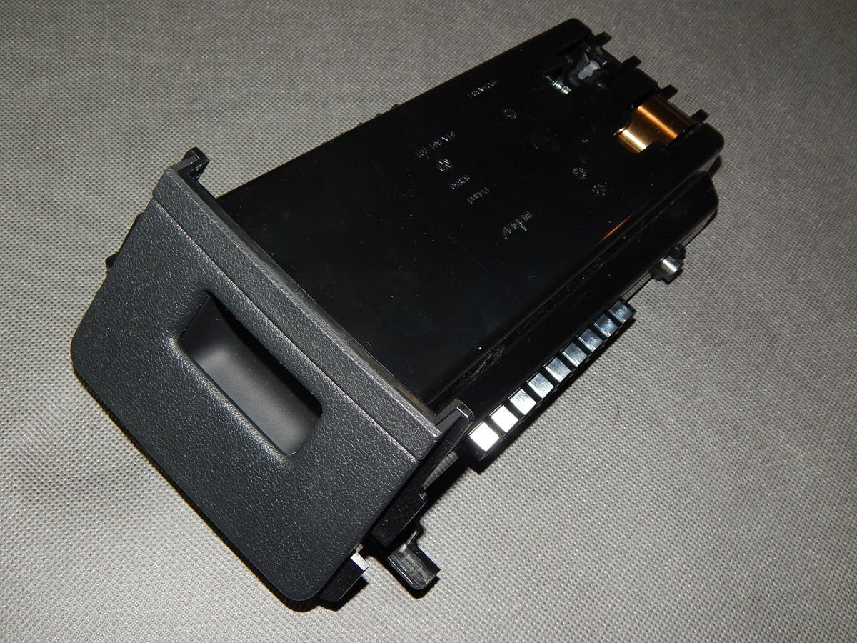 VW TOURAN 5T STORAGE SHELF 5TA861801