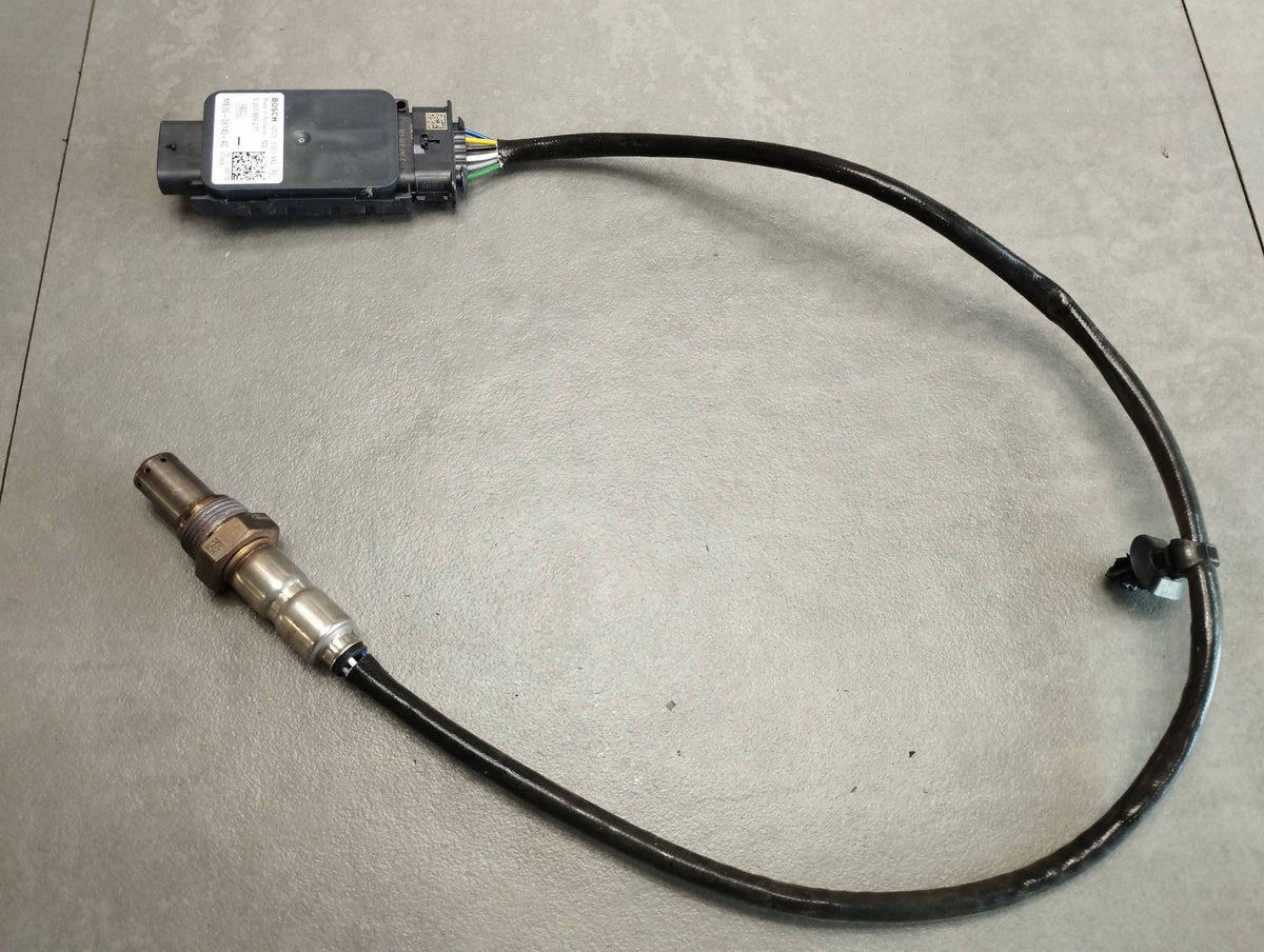 Volkswagen Amarok II NOX lambda sensor MB3G5E145AC