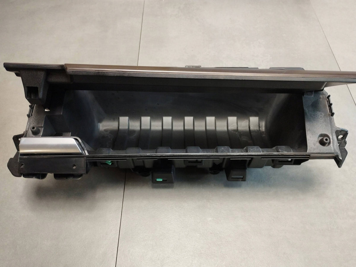 Volkswagen Amarok II STORAGE BOARD N1XBE045B58EH