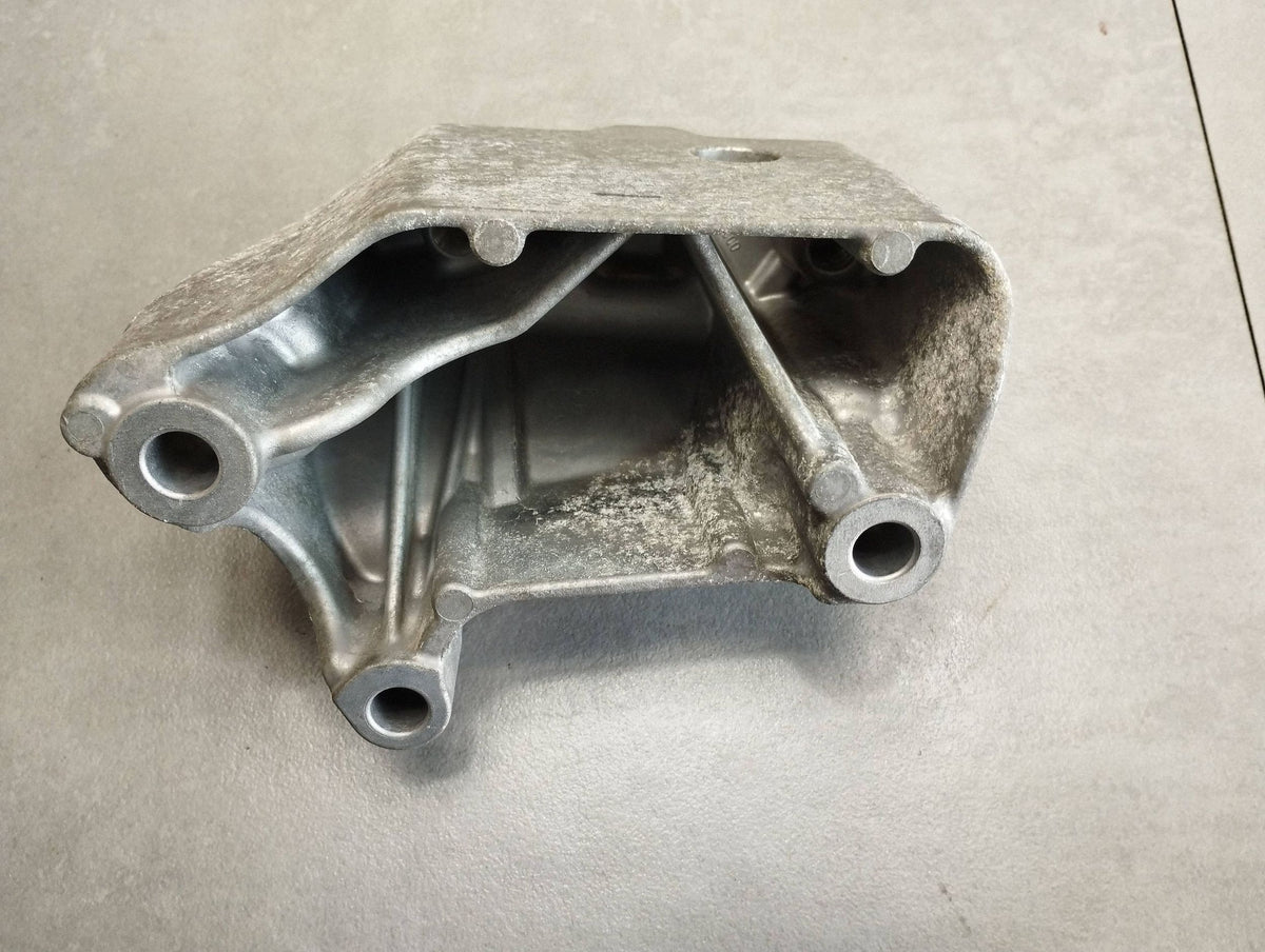 Volkswagen Golf VII Engine paw 1K0199117CF