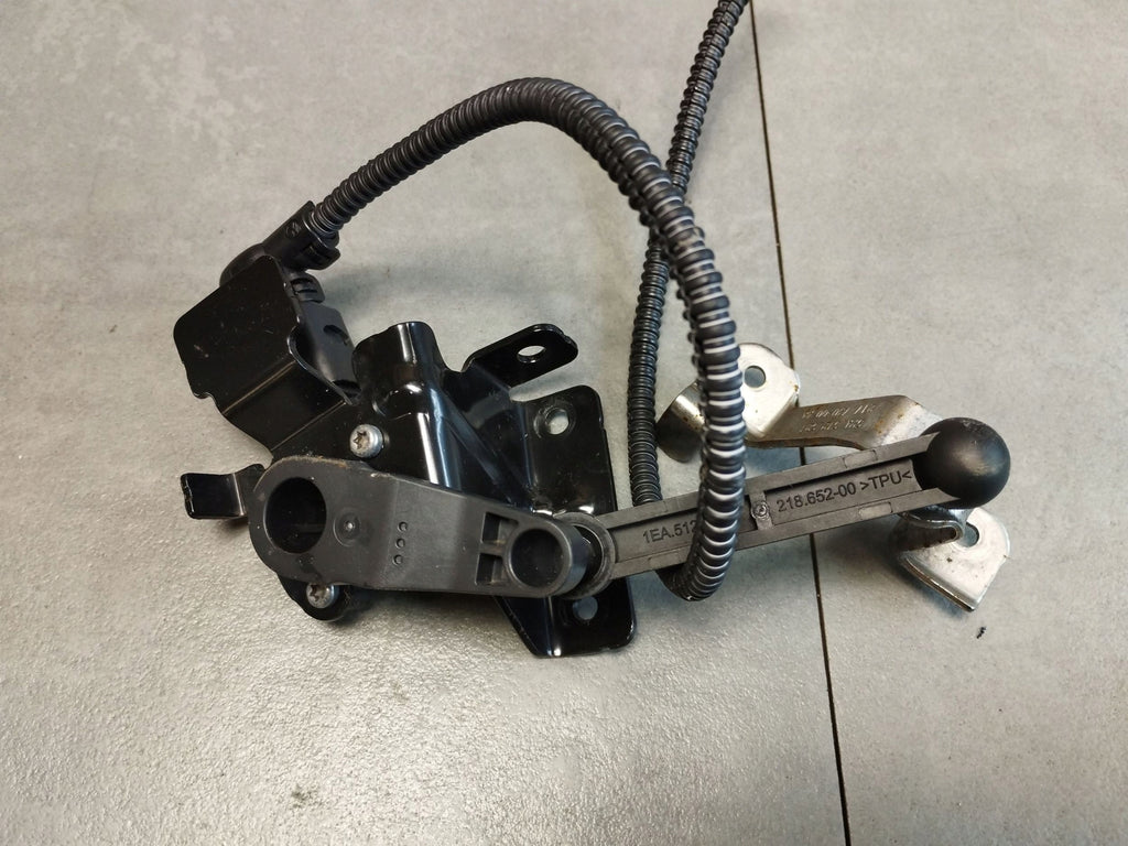 Volkswagen Golf VIII 8 Light leveling sensor rear 5WA512521