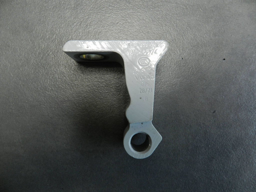 Volkswagen Golf VIII Lower Hinge Right Rear 5H0833402 N58577