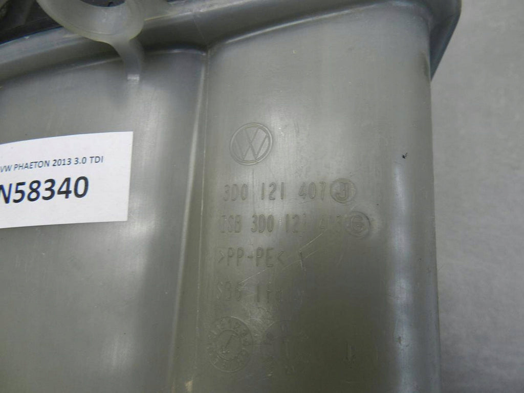 Volkswagen Phaeton Expansion Tank 3D0121407J